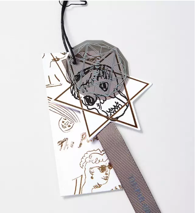 精美吊牌定制-廣州駿業(yè)包裝實(shí)業(yè)有限公司 精美吊牌定制