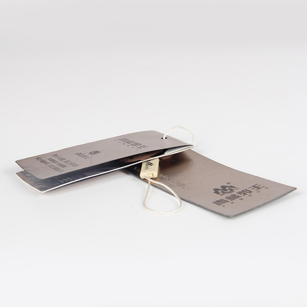 吐槽當(dāng)今牛仔褲紙牌設(shè)計的行業(yè)發(fā)展現(xiàn)狀