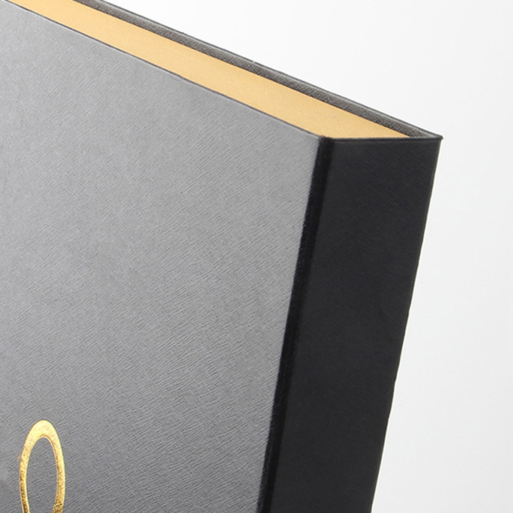 這個(gè)時(shí)間點(diǎn)襯衫盒工廠會(huì)不會(huì)也遇到襯衫吊牌的問(wèn)題